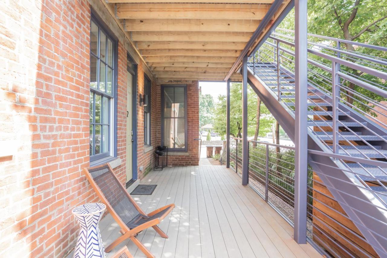 Апартаменти Boho Loft, Clean, Safe, And Perfect For Any Luxury Traveler! Ковінгтон Екстер'єр фото